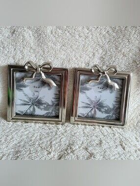 Bundle of 2 new Threshold Valentine's day 2026 Target 4" Metal Bow picture Frame